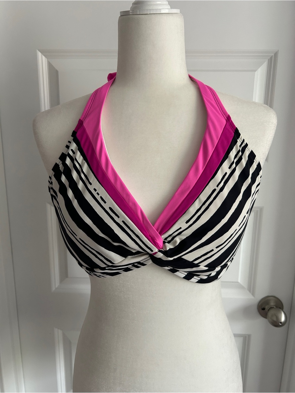 JAG Adjustable Bikini Top SZ 36 D/DD